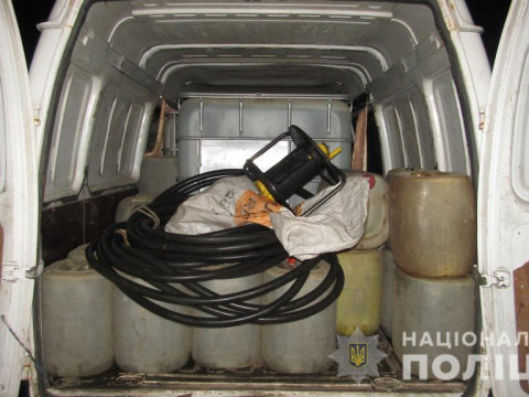В аеропорту "Бориспіль" чоловік викрав більше двох тонн авіаційного пального (ФОТО)