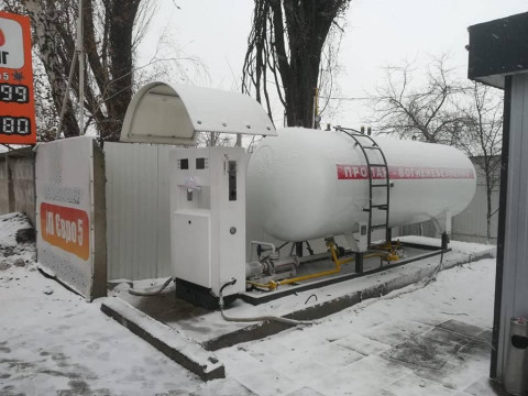 Прокурори у Броварах ліквідували діяльність незаконних газових заправок (ФОТО)
