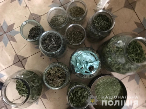 В Яготині у чоловіка виявили один кілограм коноплі (ФОТО) 