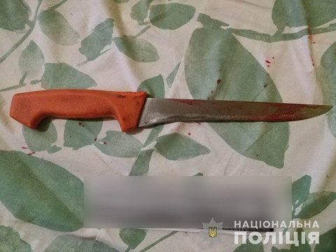 У Києві затримали дебошира з Броварського району, який намагався вбити вітчима та задушити товариша (ФОТО)