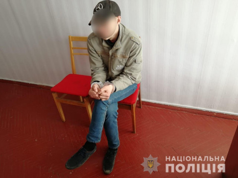 У Білоцерківському районі чоловік металевим прутом побив перехожого