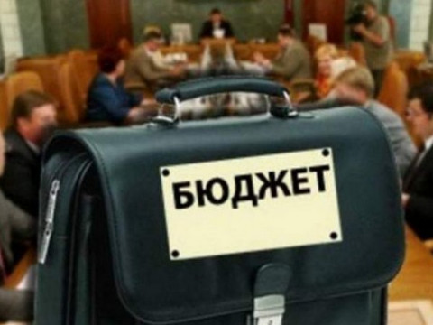 Розбірки у владі Київщини: як обласна рада вимагала 500 мільйонів від ОДА