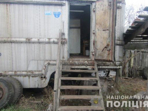 У Вишгородському районі заробітчанин побив чоловіка, а потім вкрав у нього бензопилу 