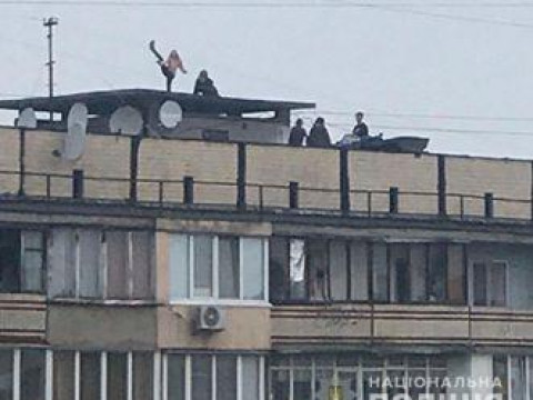 Світлини в мережі допомогли поліцейським завадити трагедії у Вишгороді