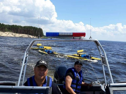 На Київщині водна поліція повернула власнику зниклі катамарани (ФОТО)