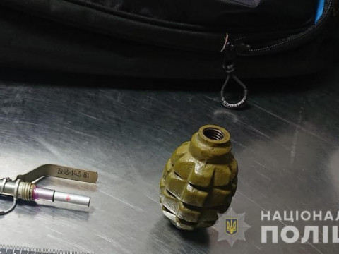 У "Борисполі" в жителя Донецька знайшли гранату 