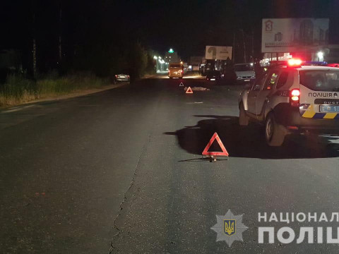 У Софіїській Борщагівці чоловік ходив по дорозі і загинув під колесами автомобіля