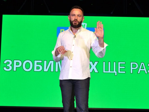 Нардеп Кононенко "прокачував" гроші на ремонтах шкіл через свої фірми, - Дубінський (ВІДЕО)