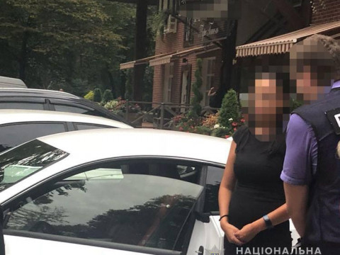 Голова громадської ради ДФС "погоріла" на двохмільйонному хабарі