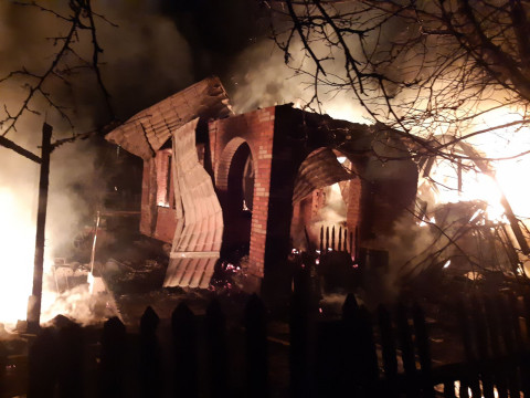 На Броварщині вогонь знищив житловий будинок (ФОТО)
