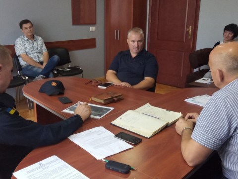 У Броварському районі гасять пожежу на торф’яниках (ФОТО)