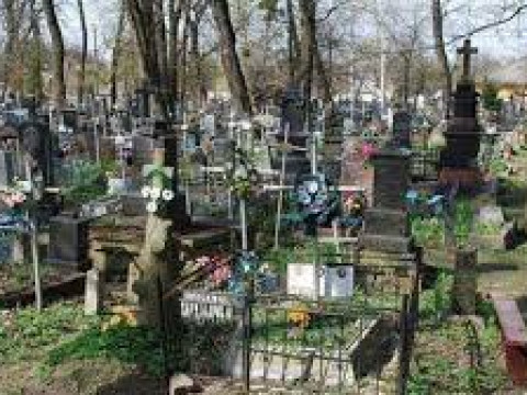 На Новозарічанському кладовищі в Білій Церкві вже немає місць для поховання