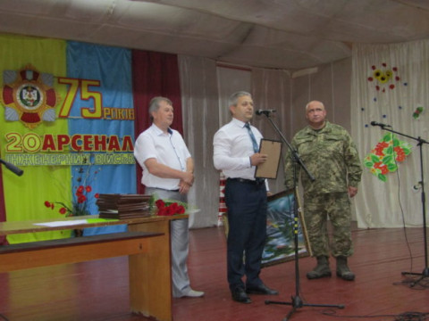 На Рокитнянщині урочисто відзначили 75-річчя створення Ольшаницької військової частини (ФОТО)