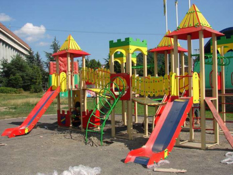 У селі Макарівського району встановлять дитячий майданчик за державні кошти