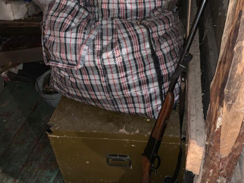 На Переяславщині замість пляшки оковитої чоловік отримав смертельне поранення