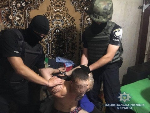 На Київщині затримана група сутенерів, яка "кришувала" майже півсотні повій (ФОТО)