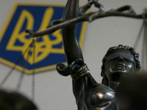 Двоє поліцейських з Обухова викрали автомобіль