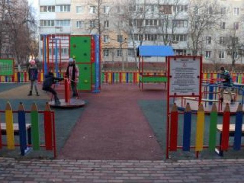 У Києво-Святошинському районі відкрили майданчик для дітей з особливими потребами