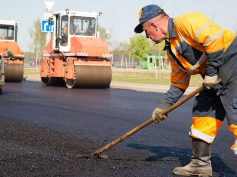 На ремонт доріг в Узинській ОТГ Кабмін виділив майже 8 млн грн