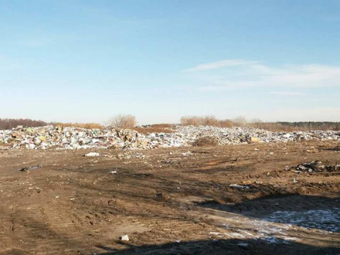 Сільська громада у Макарівському районі закрила єдиний полігон для утилізації сміття