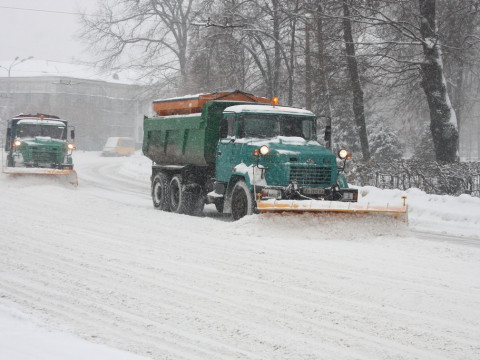 На Київщині за день спалили 25 тонн пального для прибирання снігу