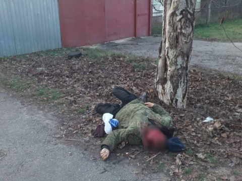 У Броварах на вулиці знайшли чоловіка без ознак життя