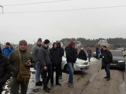 Активісти встановили цілодобове чергування на заплаві річки Ірпінь (ВІДЕО)