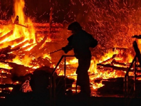 Згоріла живцем: на Броварщині сталася моторошна пожежа