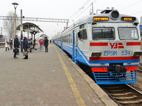 Потяги, які почали їздити зі столиці до Бучі, робитимуть додаткові зупинки