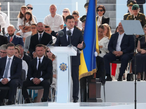 Президент Зеленський привітав українців із 30-ю річницею незалежності (ВІДЕО)