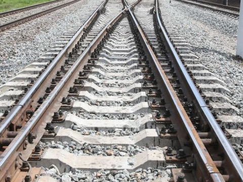 У Тарасівці біля залізничного переїзду потяг збив жінку (ФОТО)