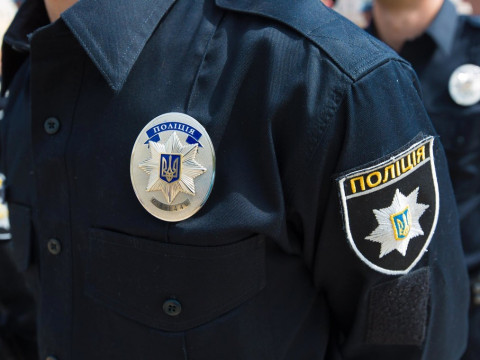 У Борисполі водій надав для перевірки правоохоронцям підробленні документи