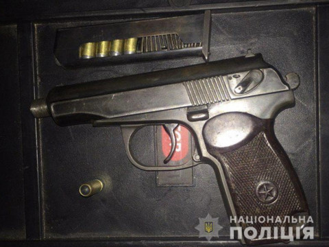 На ті самі граблі: у Броварах вилучили зброю у неодноразово засудженого чоловіка