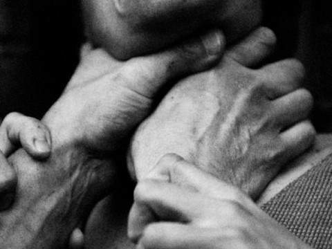 В Обухівському районі грабіжник мало не задушив жінку за 800 грн