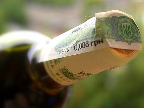 На Київщині за червень власники ліцензій на торгівлю алкоголем сплатили майже 5 млн грн податку
