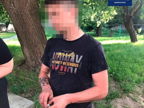 У Борисполі посеред вулиці знайшли непритомного чоловіка (ФОТО)