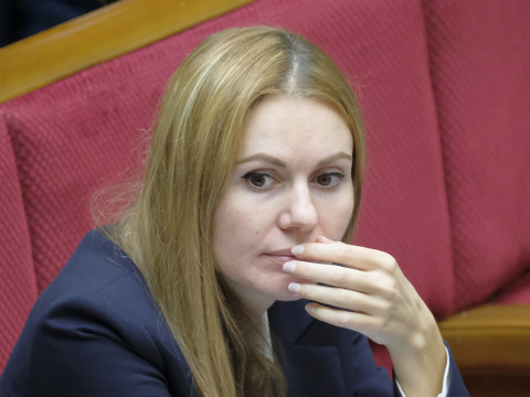 Суд посадив під домашній арешт чоловіка депутатки від "Слуги народу" Анни Скороход 