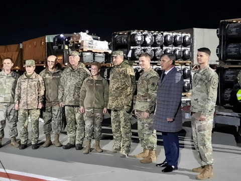 Аеропорт "Бориспіль" прийняв третю партію американської військової допомоги