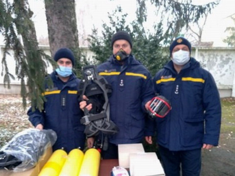 На Макарівщині рятувальники отримали дихальні апарати  (ФОТО)