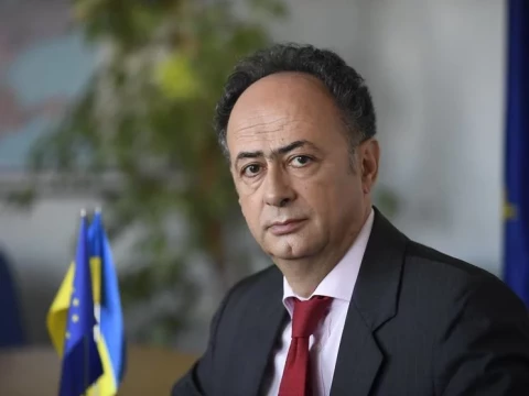 Голова представництва ЄС в Україні Хюг Мінгареллі на конференції у Переяславі заявив про підготовку нових санкцій проти Росії