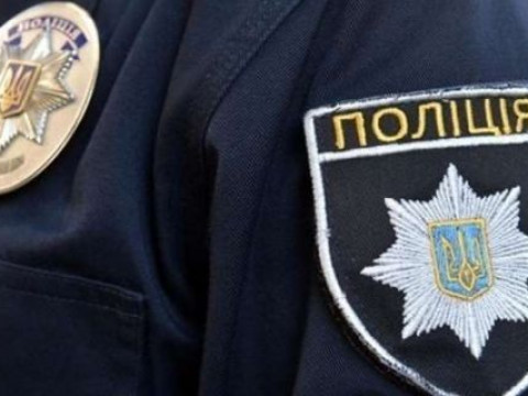 На Київщині нетверезий водій накинувся на поліцейських