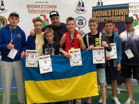 Двоє юних боксерів з Київщини здобули нагороди на престижному турнірі в Ірландії (ВІДЕО)