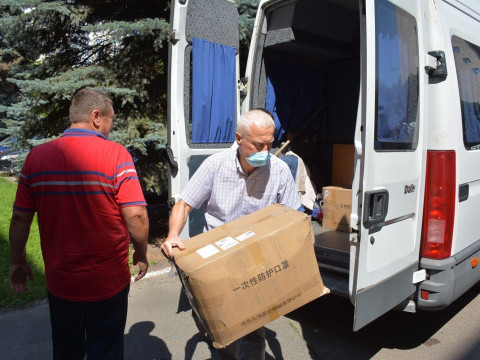 Місто Бровари отримало гуманітарну допомогу від Китаю (ФОТО)