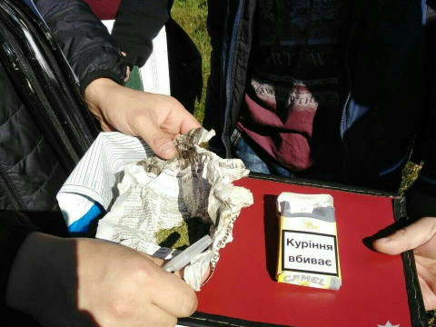 Нецікаві пари: у Білій Церкві в студента виявили наркотики