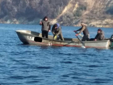  На Канівському водосховищі затримали рибних браконьєрів (ФОТО) 