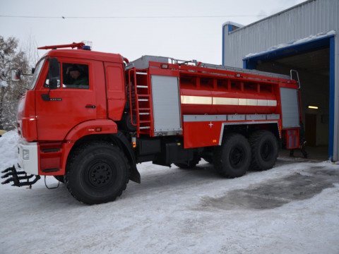 У Дмитрівці пожежно-рятувальна частини отримала новий автомобіль (ФОТО)