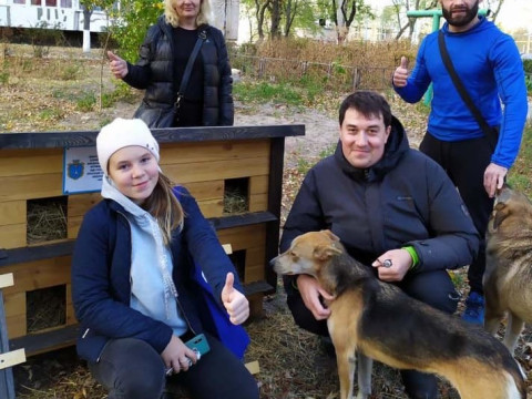 В Українці встановили будиночки для безпритульних тварин (ФОТО)