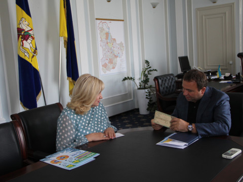 Стариченко і Рогова обговорили актуальні проблеми освіти у області