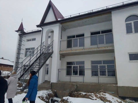 У селі Віта-Поштова скоро запрацює новий дитячий садочок (ФОТО) 