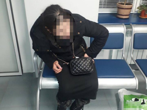  У Борисполі затримали п’яну жінку з маленькою дитиною на руках (ФОТО) 